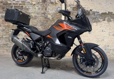 KTM 1290 Adventure S 22