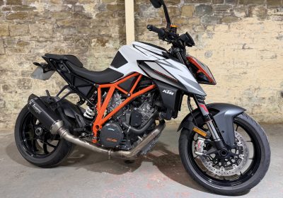 KTM 1290 Superduke R
